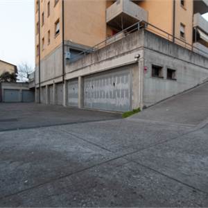 Garage for Sale in Reggio nell'Emilia