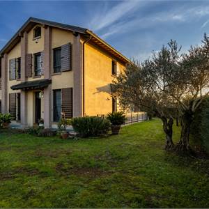 Villa for Sale in Reggio nell'Emilia