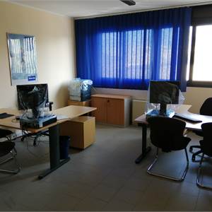 Ufficio In Vendita a Reggio nell'Emilia