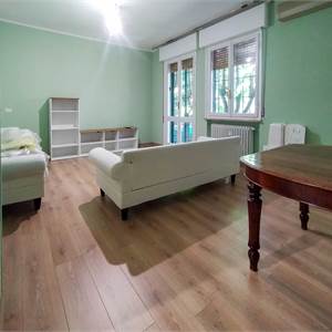 3+ bedroom apartment for Rent in Reggio nell'Emilia