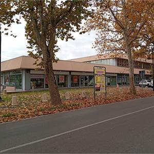 Negozio In Affitto a Reggio nell'Emilia